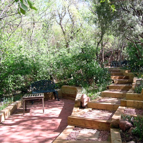 Gardens Blue Skies Inn - Bed and Breakfast in Manitou Springs, Colorado