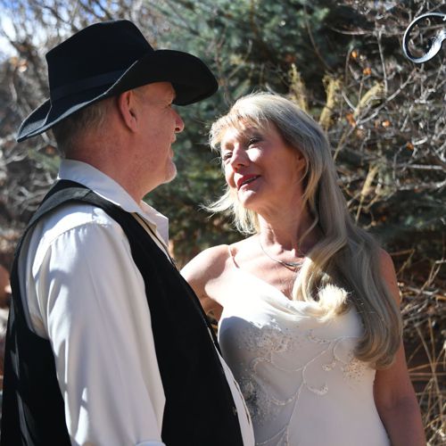Photo Shoot at Blue Skies Inn, in Manitou Springs, Colorado