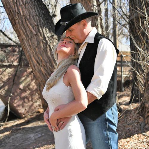 Photo Shoot at Blue Skies Inn, in Manitou Springs, Colorado