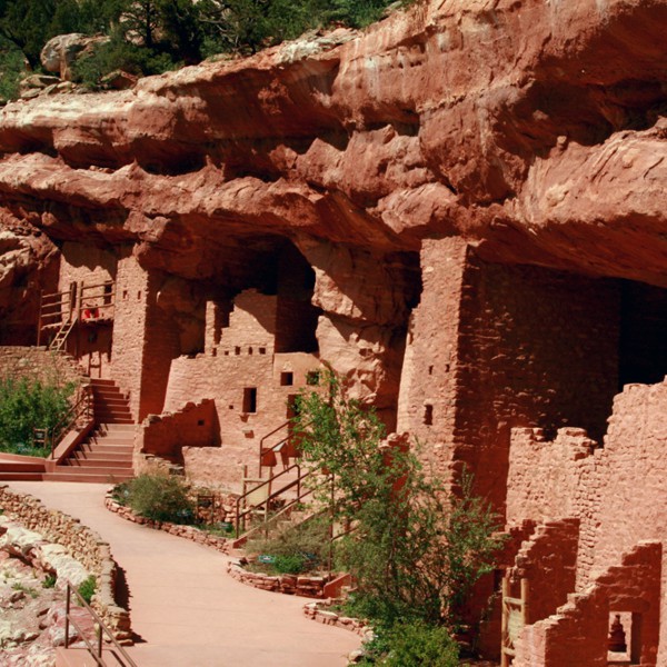 Blue Skies Inn - Hotel in Manitou Springs, Colorado